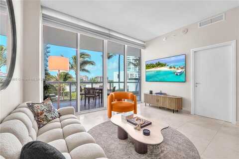 50 S Pointe Dr, Miami Beach, FL 33139