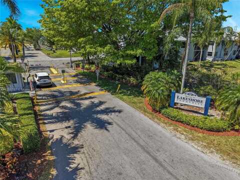 980 Constitution Dr, Homestead, FL 33034