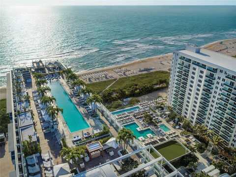 102 24th St, Miami Beach, FL 33139