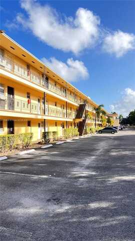 20200 NE 27th Ct, Aventura, FL 33180