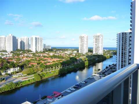 3625 N Country Club Dr, Aventura, FL 33180