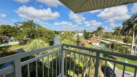 605 S Pine Island Rd, Plantation, FL 33324