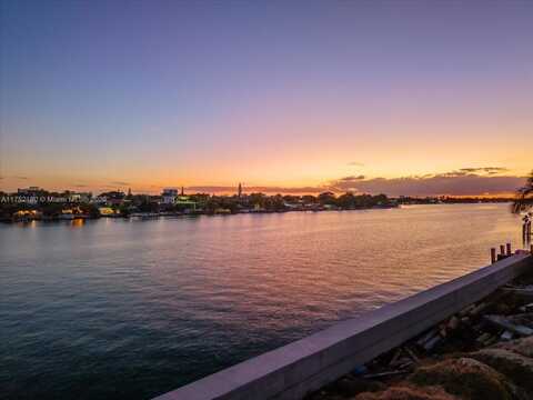 700 88th St, Surfside, FL 33154