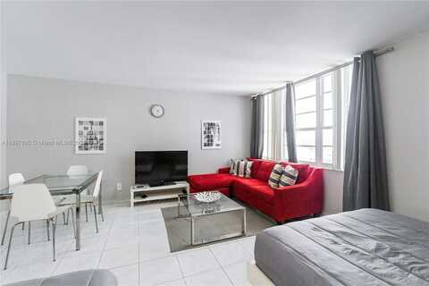 100 Lincoln Rd, Miami Beach, FL 33139
