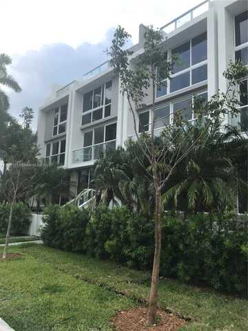 1000 99th St, Bay Harbor Islands, FL 33154