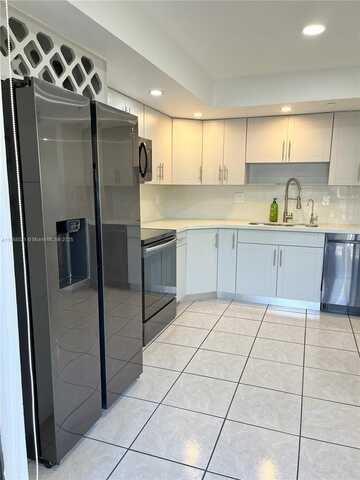 8700 SW 133rd Ave Rd, Miami, FL 33183