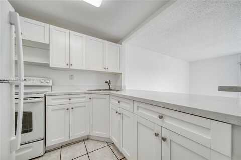 801 NW 47th Ave, Miami, FL 33126