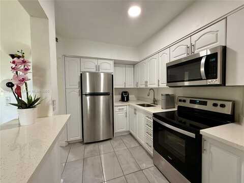 18780 NE 18th Ave, Miami, FL 33179