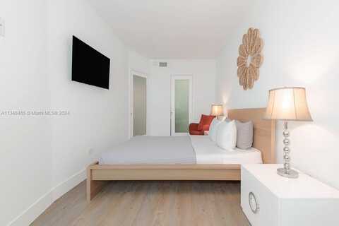 2301 Collins Ave, Miami Beach, FL 33139