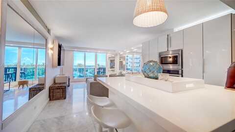 2301 Collins Ave, Miami Beach, FL 33139