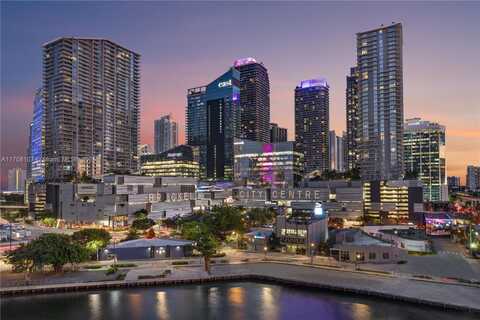 88 SW 7th St, Miami, FL 33130