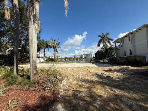 52 SANDPIPER ROAD, TAMPA, FL 33609