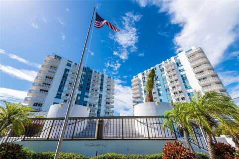 935 N HALIFAX AVENUE, DAYTONA BEACH, FL 32118