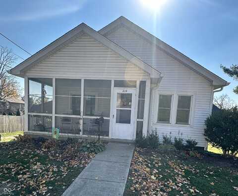 250 W Hillside Avenue, Spencer, IN 47460