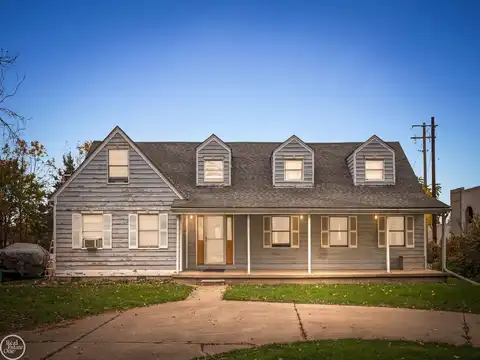 11025 16 1/2 Mile, Sterling Heights, MI 48312