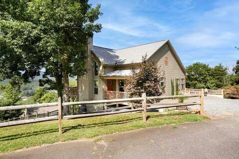 379 Chancey Drive, HIAWASSEE, GA 30546