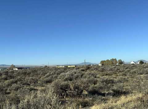 Pinion Lane, Christmas Valley, OR 97641