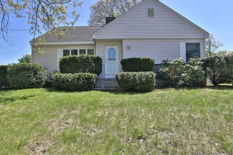 35 Plant Ave, Hudson, MA 01749
