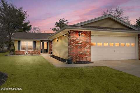 490 Grandin Road, Monroe, NJ 08831