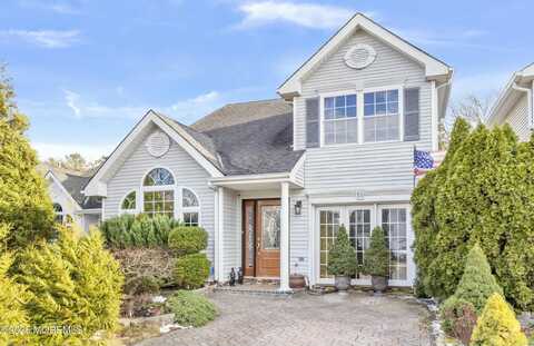 18 Tall Oaks Court, Old Bridge, NJ 08857