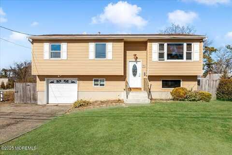 1808 Shore Boulevard, Toms River, NJ 08753