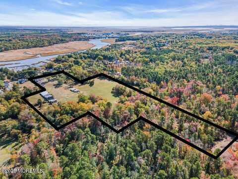 87 N Maple Avenue, Tuckerton, NJ 08087