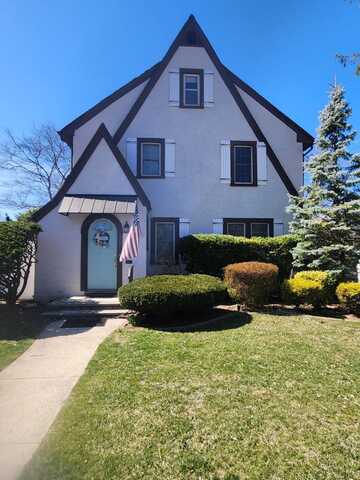 256 Park Avenue, Freeport, NY 11520