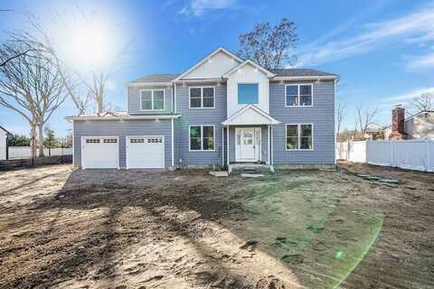 146 Walter Avenue, Hauppauge, NY 11788