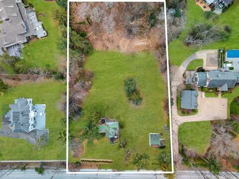 720 Bryant Avenue, Roslyn Harbor, NY 11576