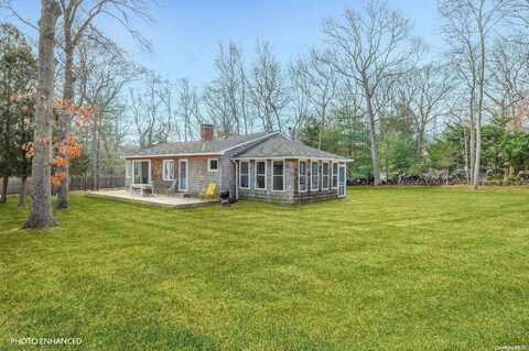 9 Deer Lane, East Hampton, NY 11937