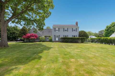 28 Dundee Lane, Southampton, NY 11968