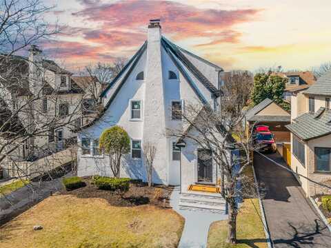 119 Stratford Road, West Hempstead, NY 11552