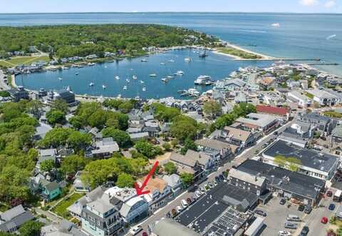 37 Circuit Avenue unit: 5, Oak Bluffs, MA 02557