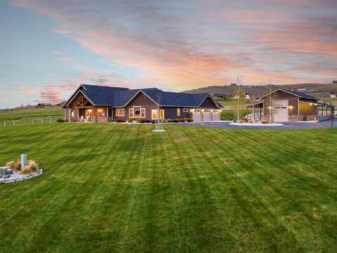 828 And 806 Corvallis Hills Drive, Corvallis, MT 59828
