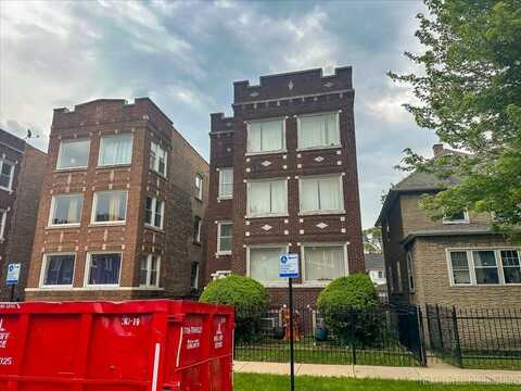 5515 W Gladys Avenue, Chicago, IL 60644