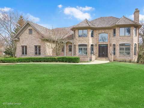 8 Shiloh Court, Burr Ridge, IL 60527