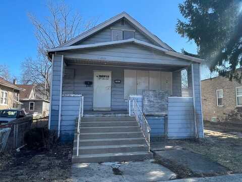 11941 S La Salle Street, Chicago, IL 60628