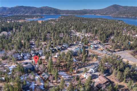 875 Pine Meadow Court, Big Bear Lake, CA 92315