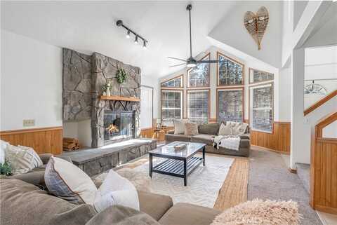 43144 Moonridge Road, Big Bear Lake, CA 92315