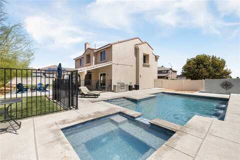 41713 Chardonnay Avenue, Palmdale, CA 93551