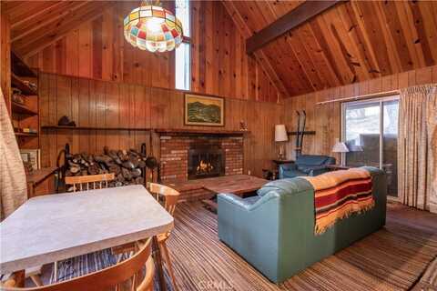 1332 Siskiyou Drive, Big Bear Lake, CA 92315