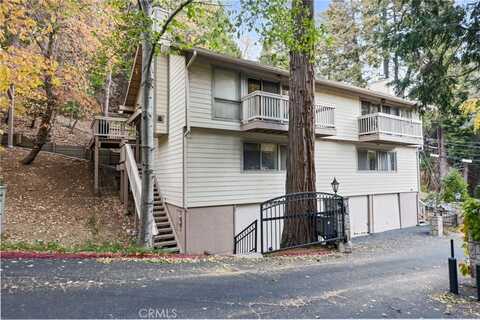 103 Rockledge Lane, Lake Arrowhead, CA 92352