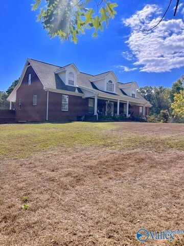 101 County Road 587, Rogersville, AL 35652