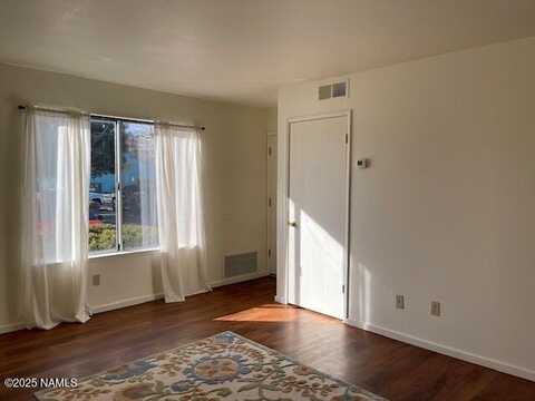 1200 S Riordan Ranch Street, Flagstaff, AZ 86001
