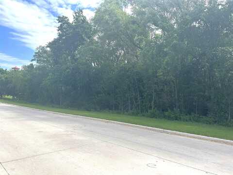 S Cardinal Drive, Clarinda, IA 51632