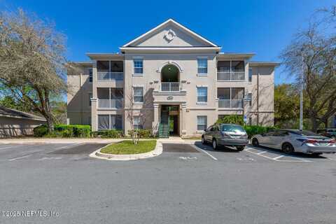 8601 BEACH Boulevard, Jacksonville, FL 32216