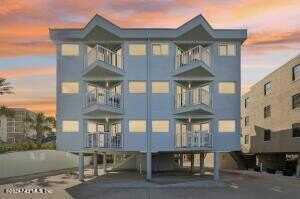 413 1ST Street S, Jacksonville Beach, FL 32250