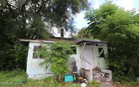 3420 S PALM Avenue, Palatka, FL 32177
