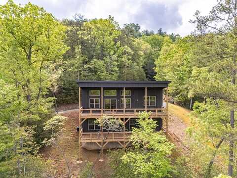 390 Fiddlers Way, Murphy, NC 28906