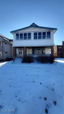 872 Paxton Road unit: Upper, Cleveland, OH 44108